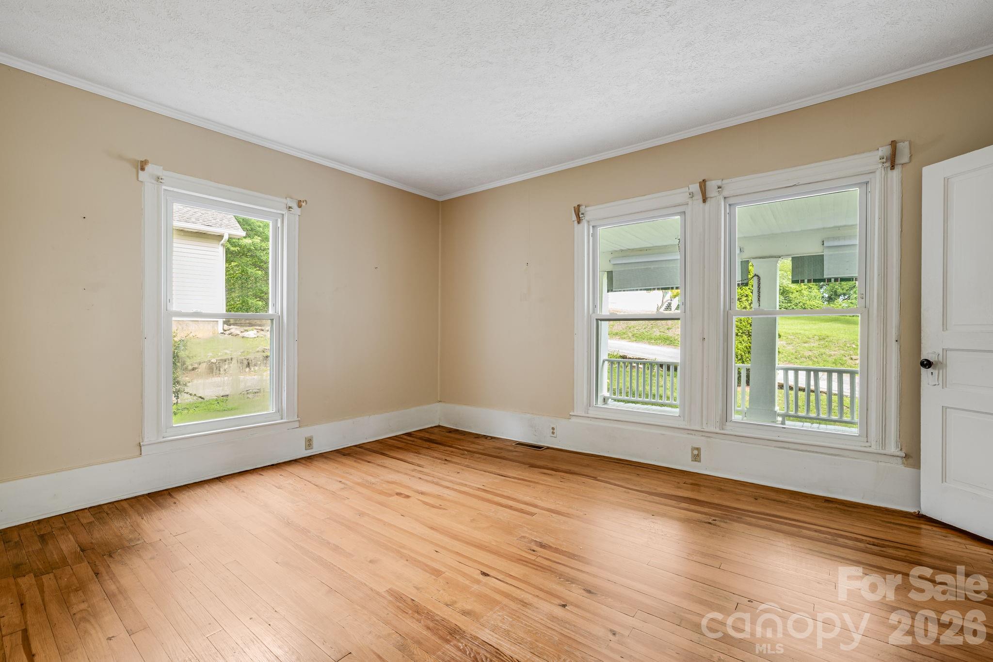 82 Hill Street Property Photo 18