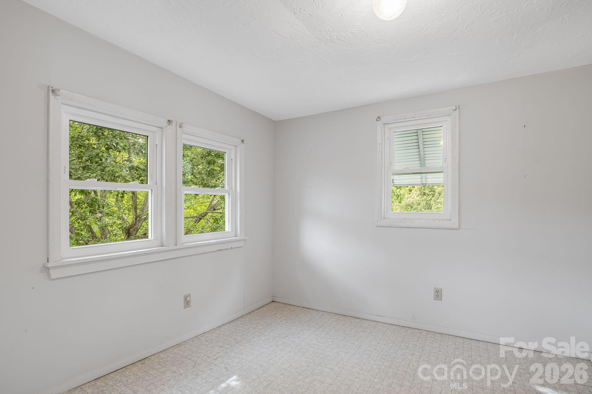 82 Hill Street Property Photo 26