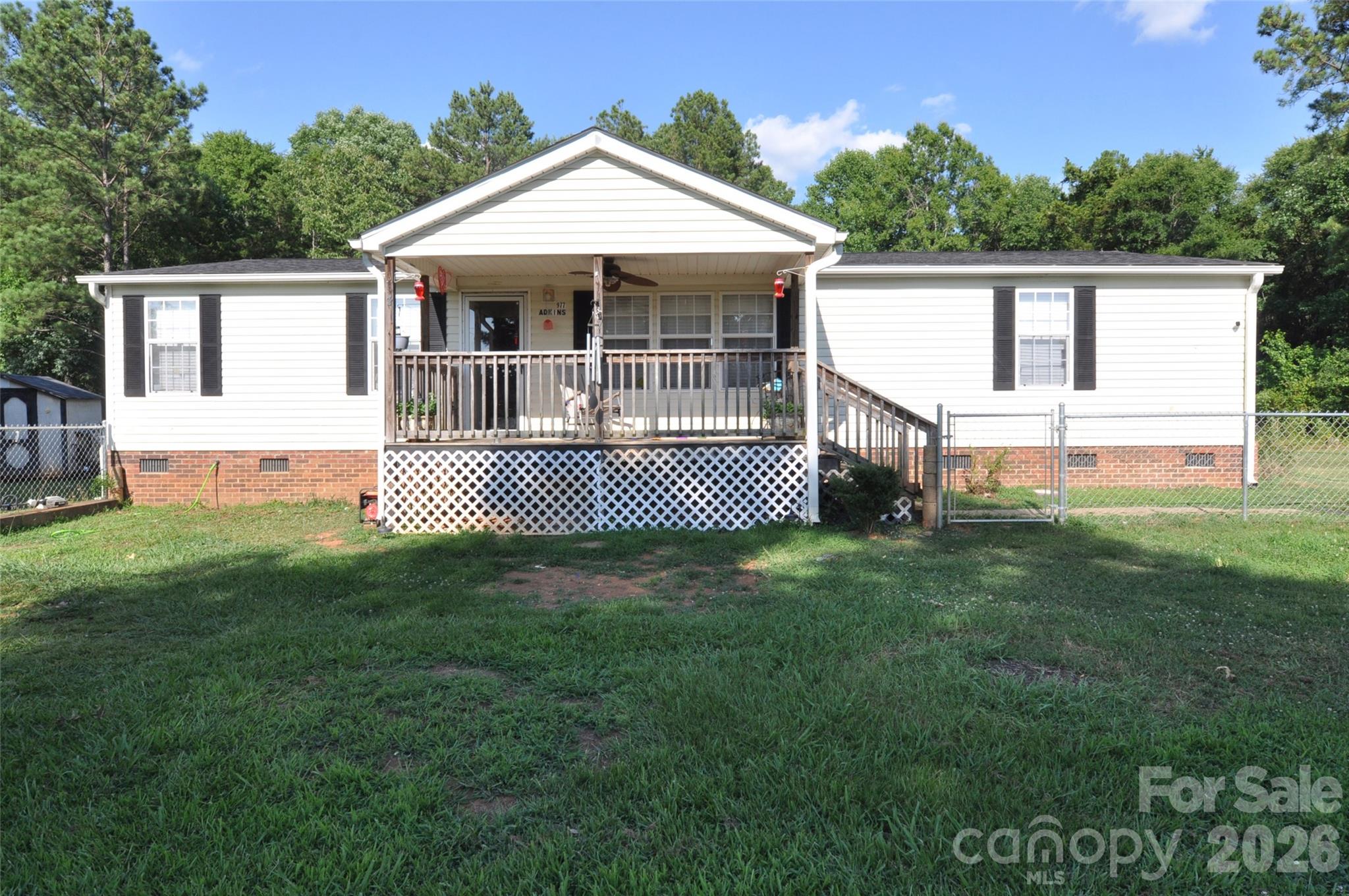 977 Langley Drive Property Photo 1