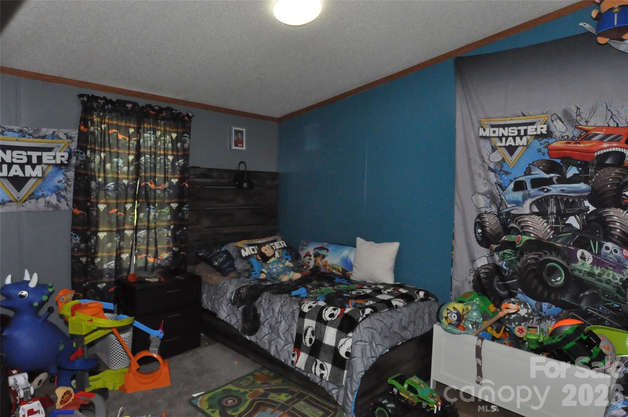 977 Langley Drive Property Photo 17