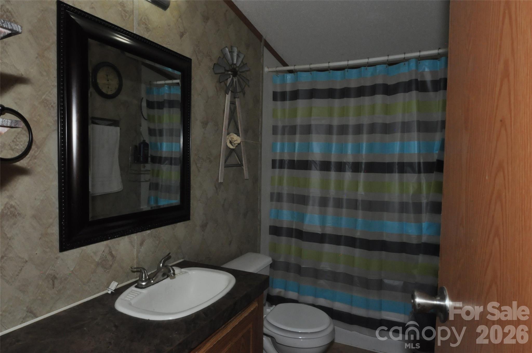 977 Langley Drive Property Photo 18