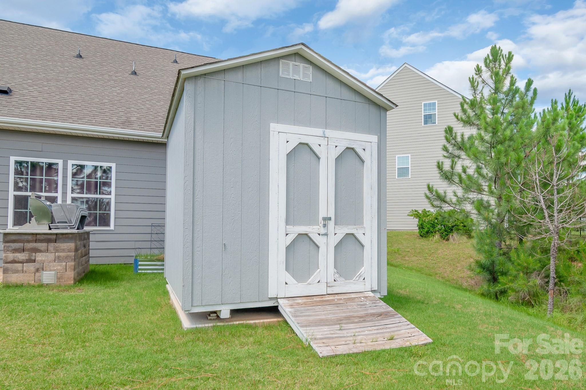 17713 Yarwill Court Property Photo 6