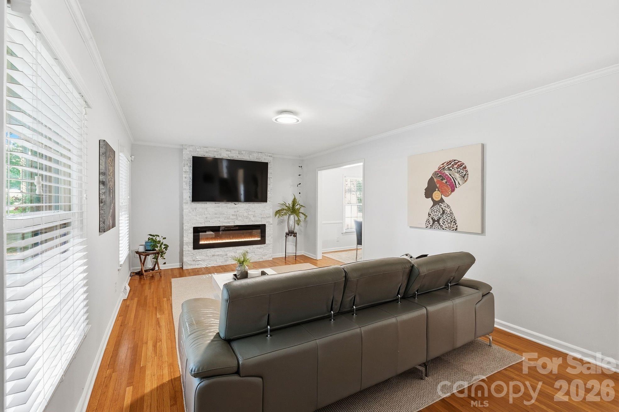 4515 Easthaven Drive Property Photo 3