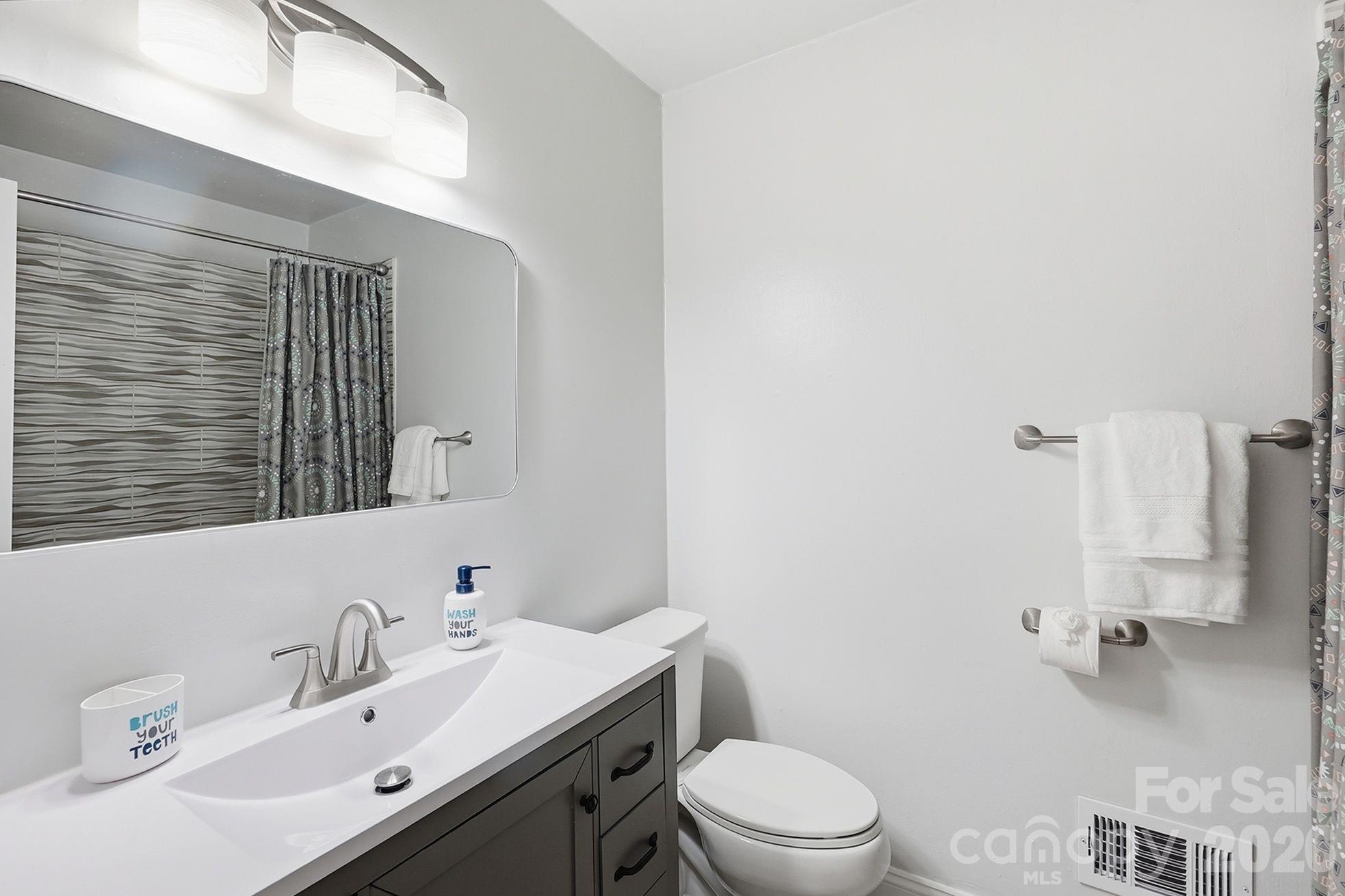 4515 Easthaven Drive Property Photo 16