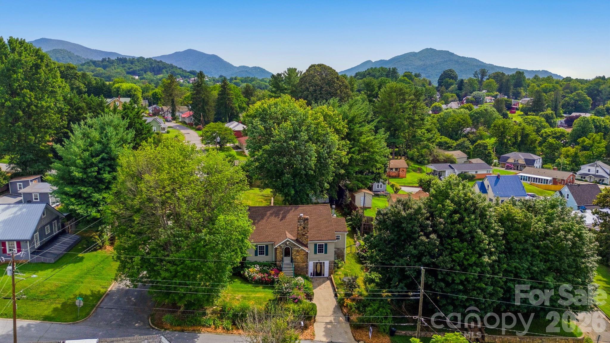 108 Patton Avenue Property Photo 3
