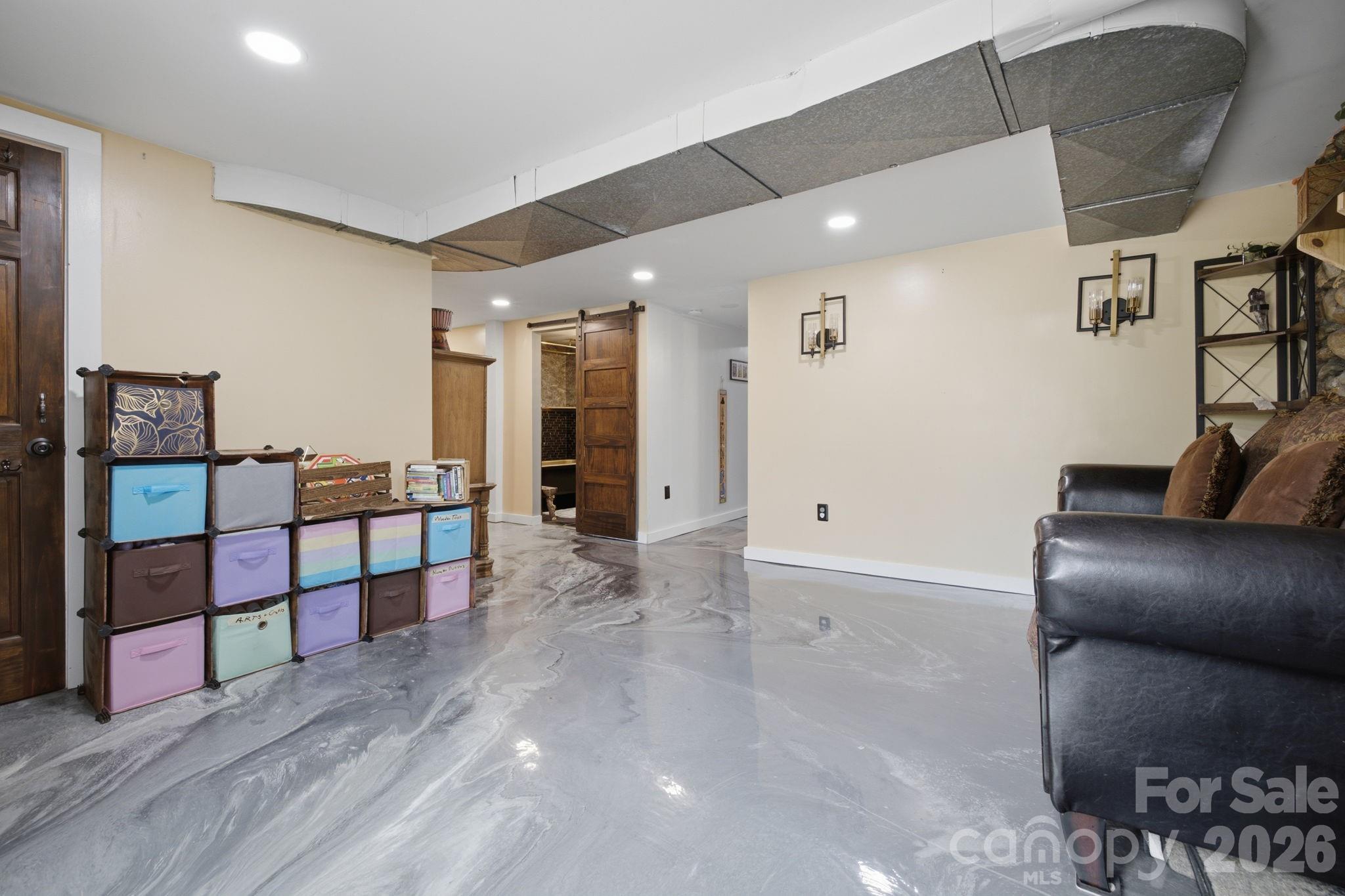 108 Patton Avenue Property Photo 20