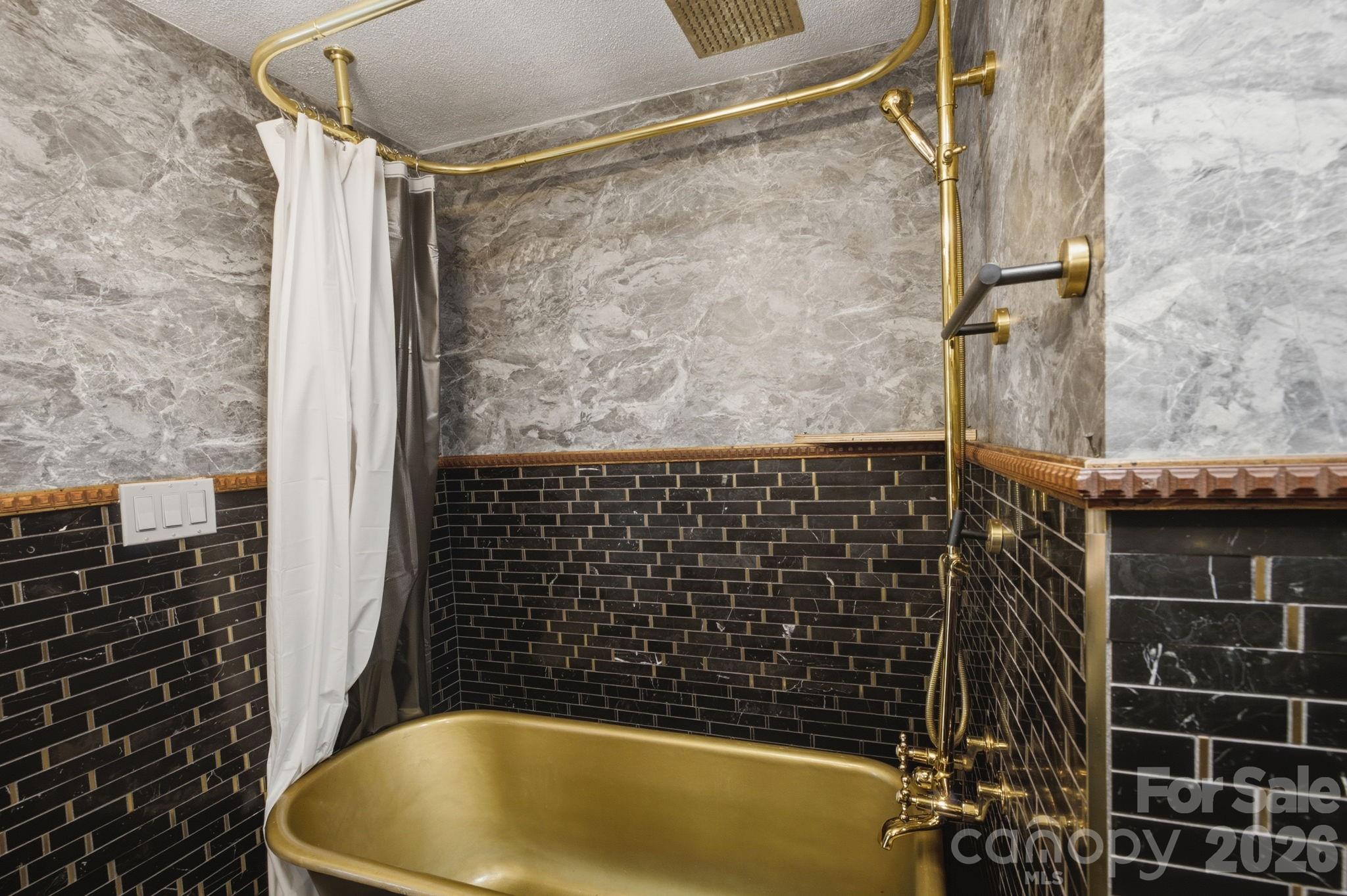 108 Patton Avenue Property Photo 24