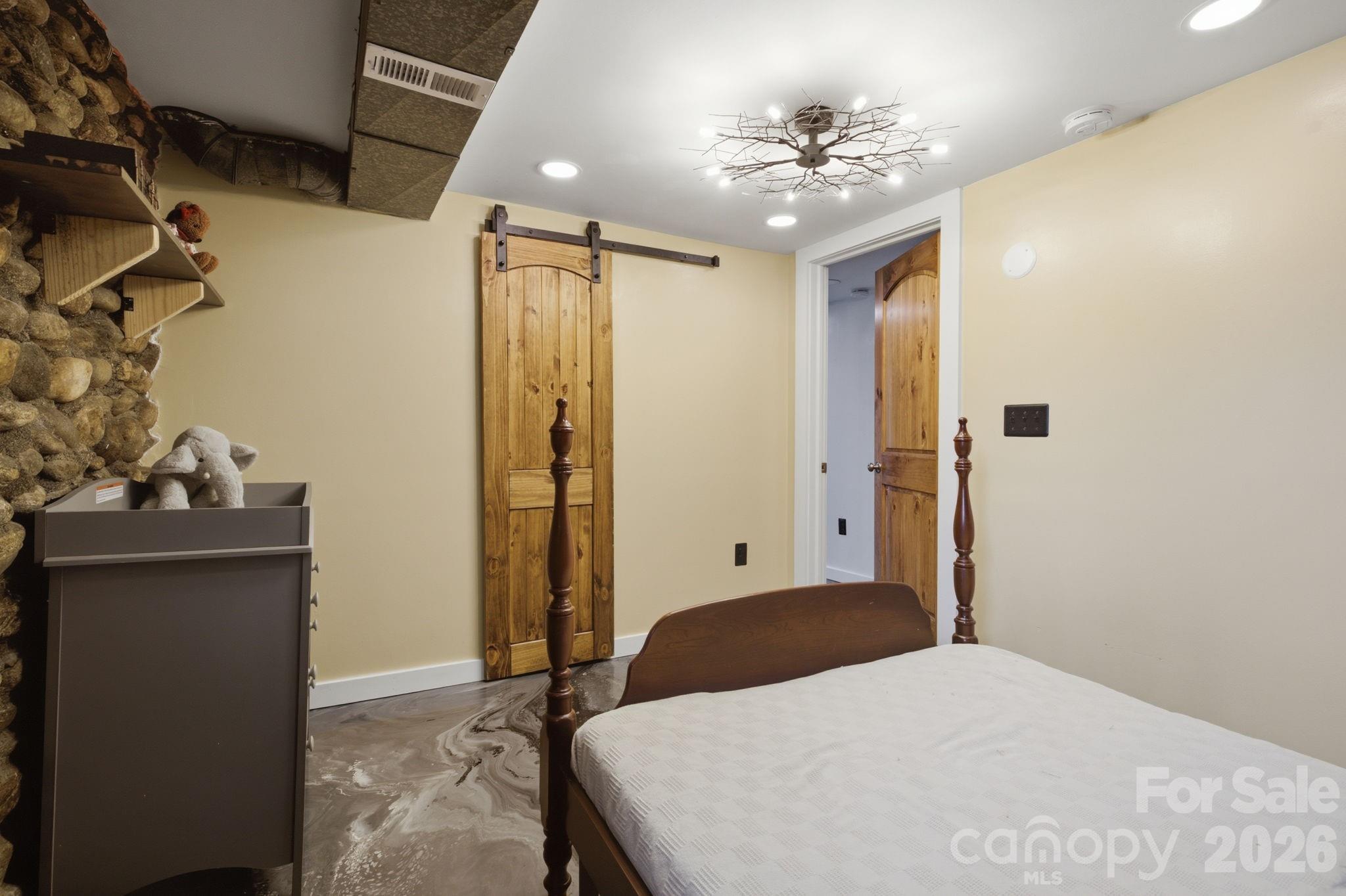 108 Patton Avenue Property Photo 26