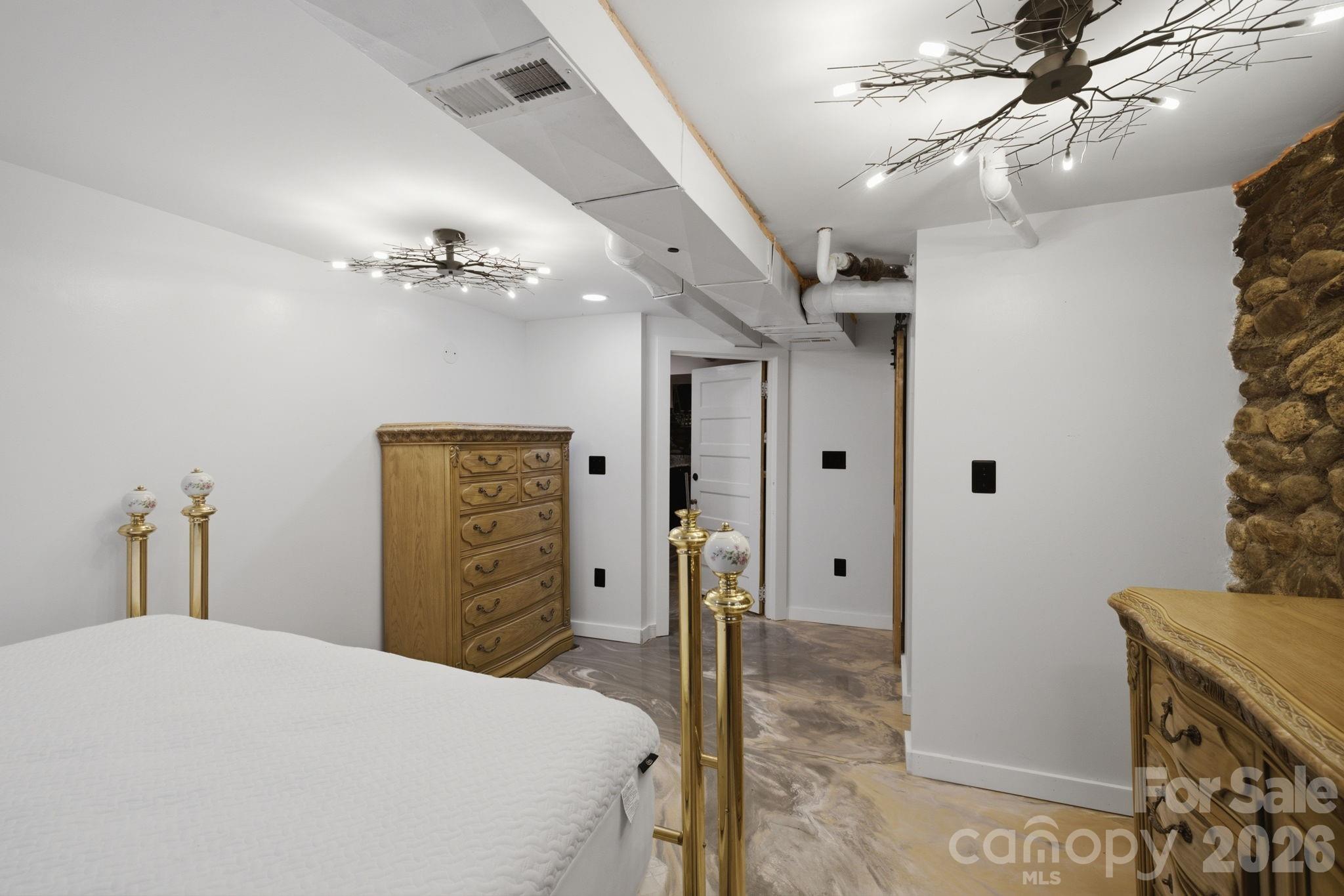 108 Patton Avenue Property Photo 28