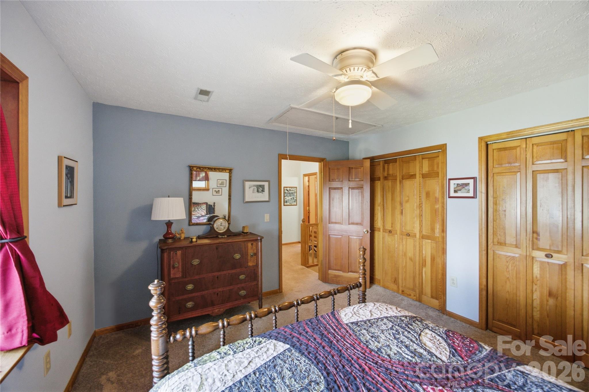 2216 Holly Lane Property Photo 22