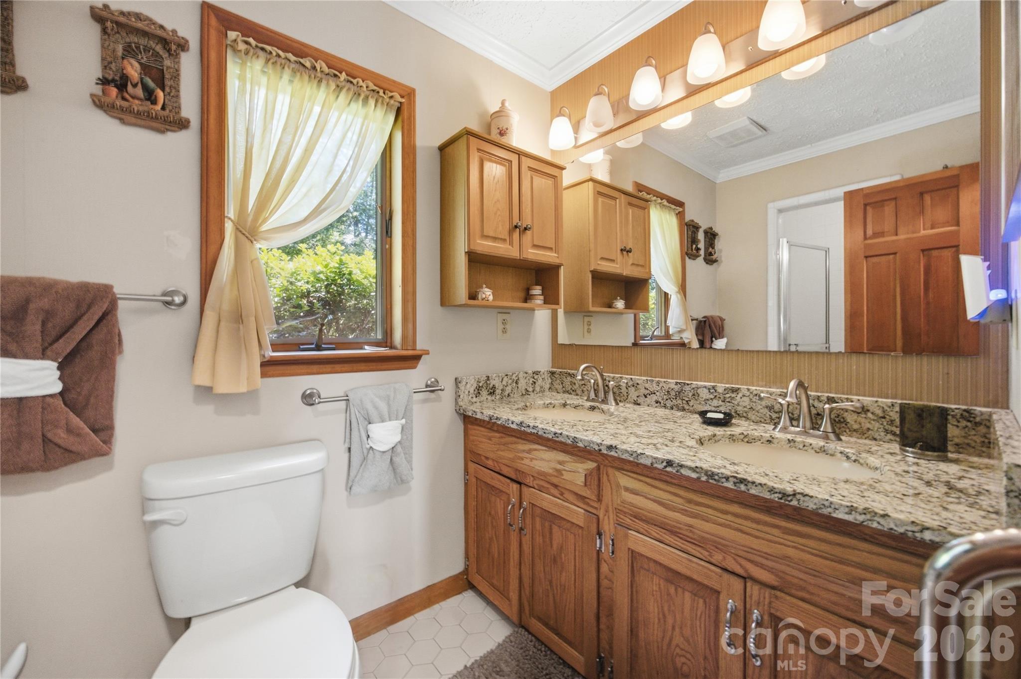 2216 Holly Lane Property Photo 25
