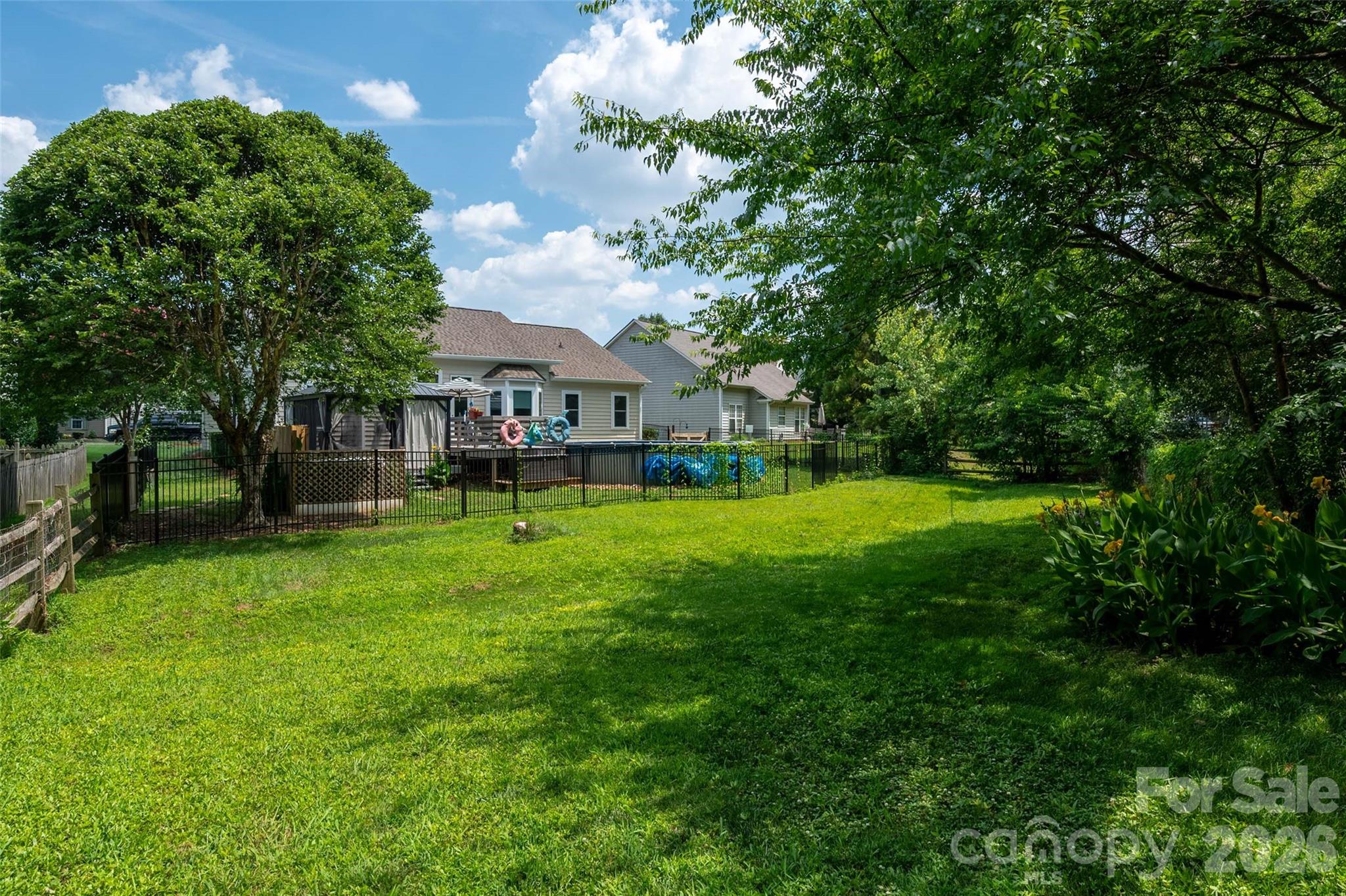 6609 Courtland Street Property Photo 30