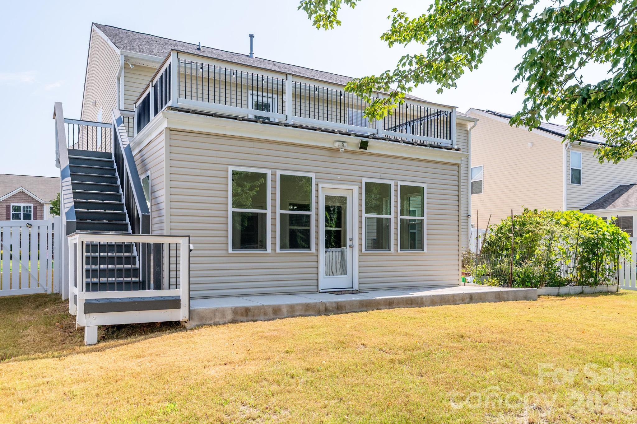 8212 Ruby Valley Road Property Photo 4