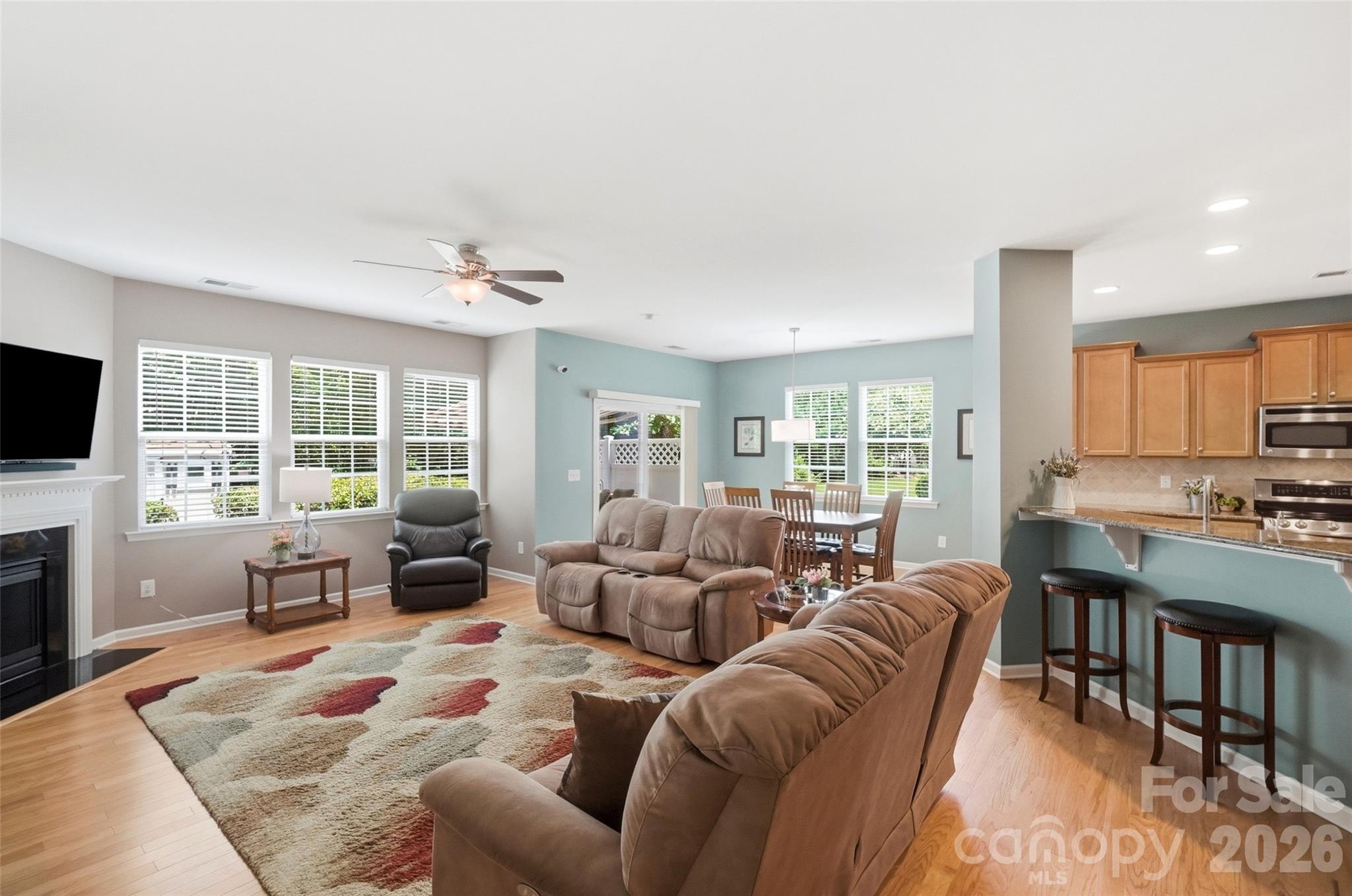3715 Franklin Meadows Drive Property Photo 8