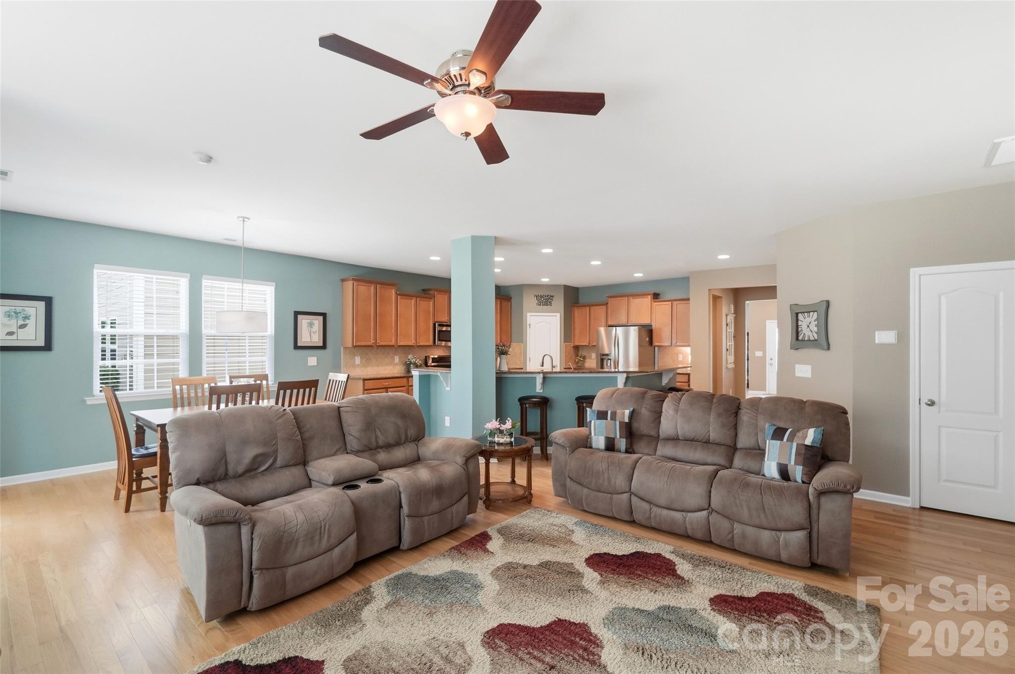 3715 Franklin Meadows Drive Property Photo 9