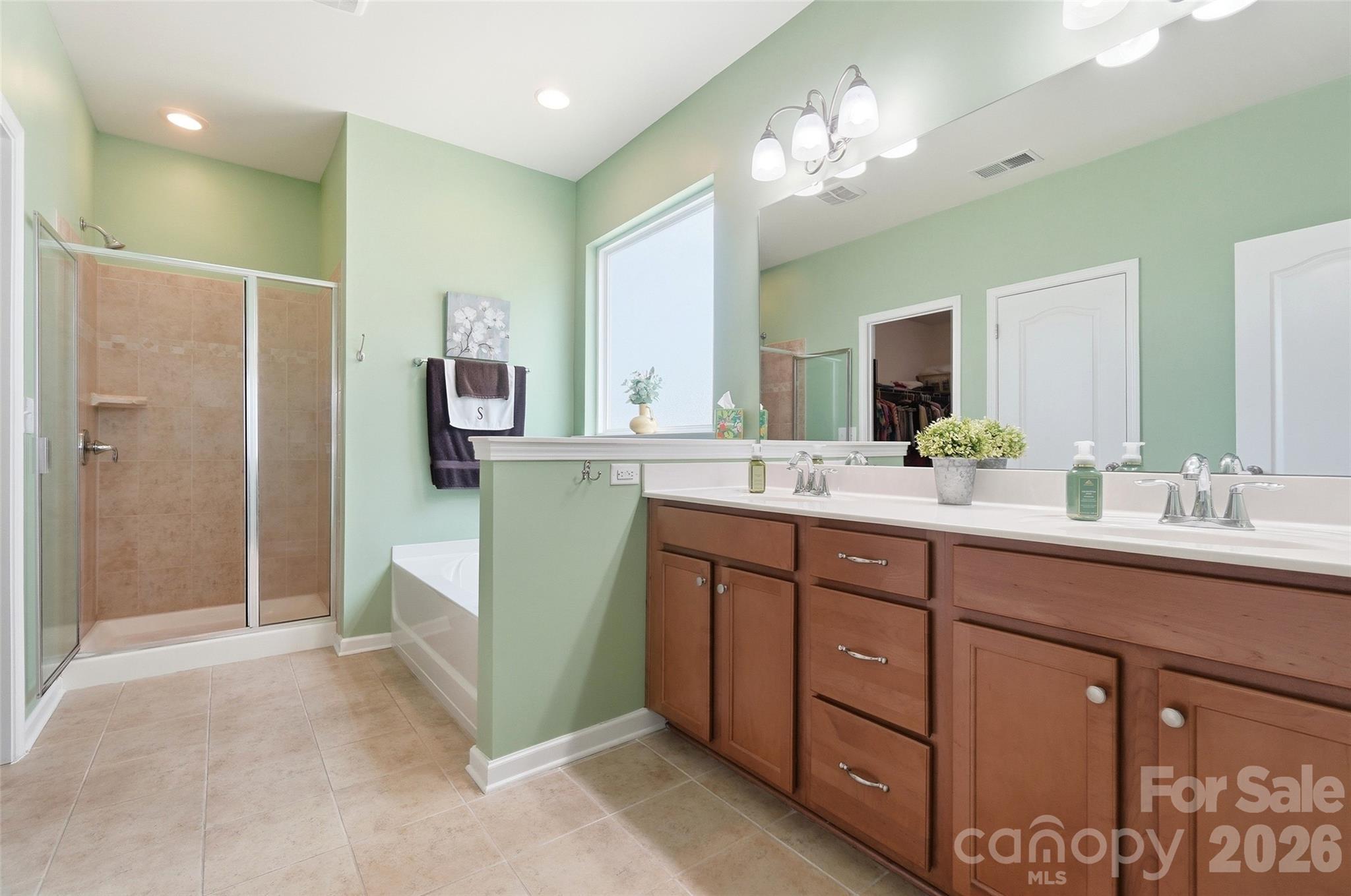3715 Franklin Meadows Drive Property Photo 12