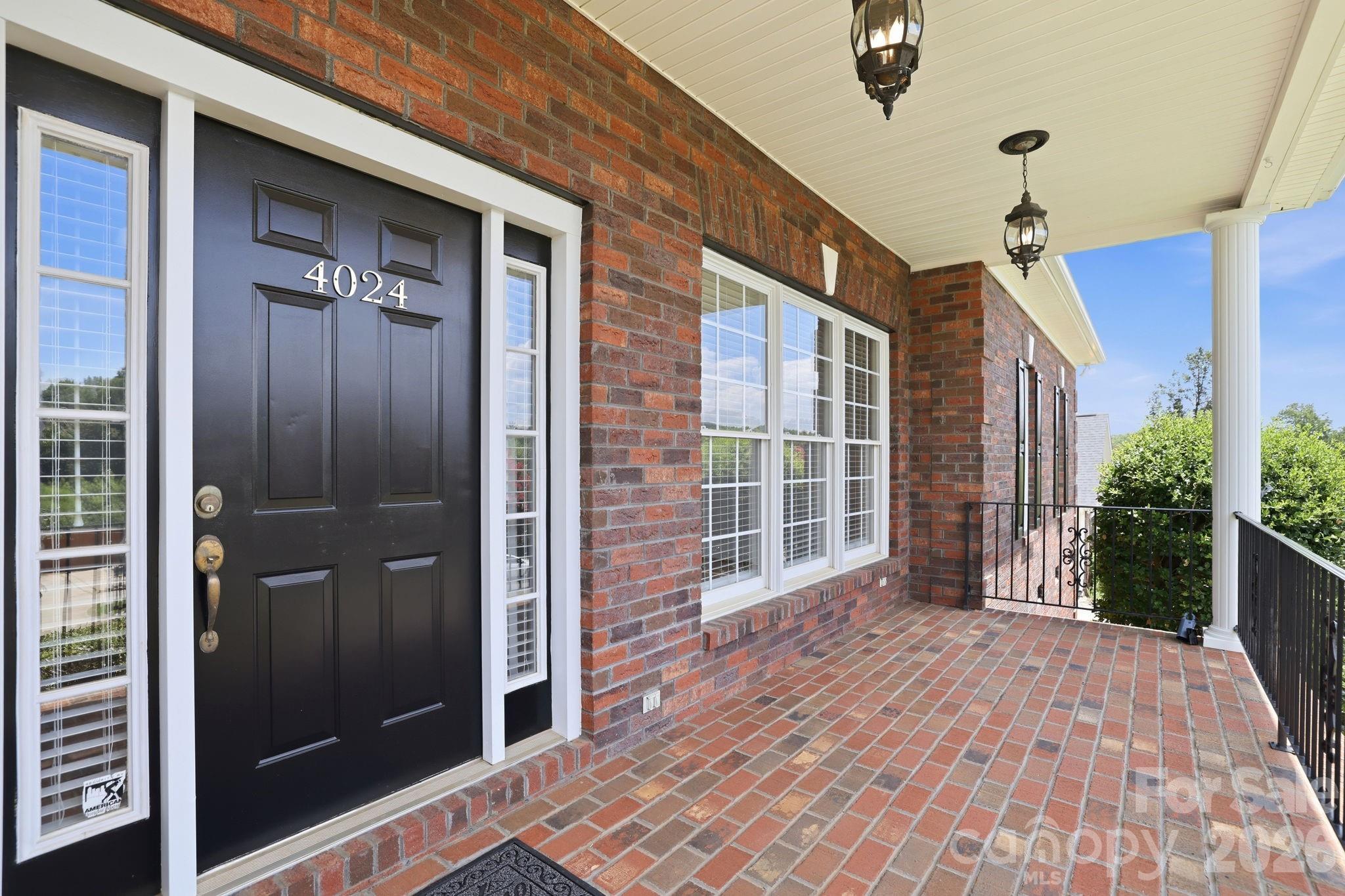 4024 Wild Nursery Court Property Photo 3
