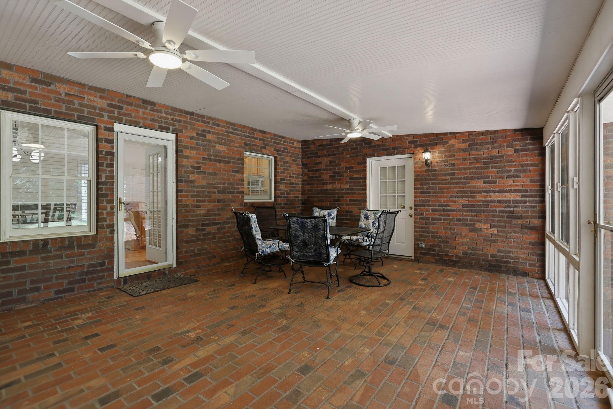 4024 Wild Nursery Court Property Photo 32