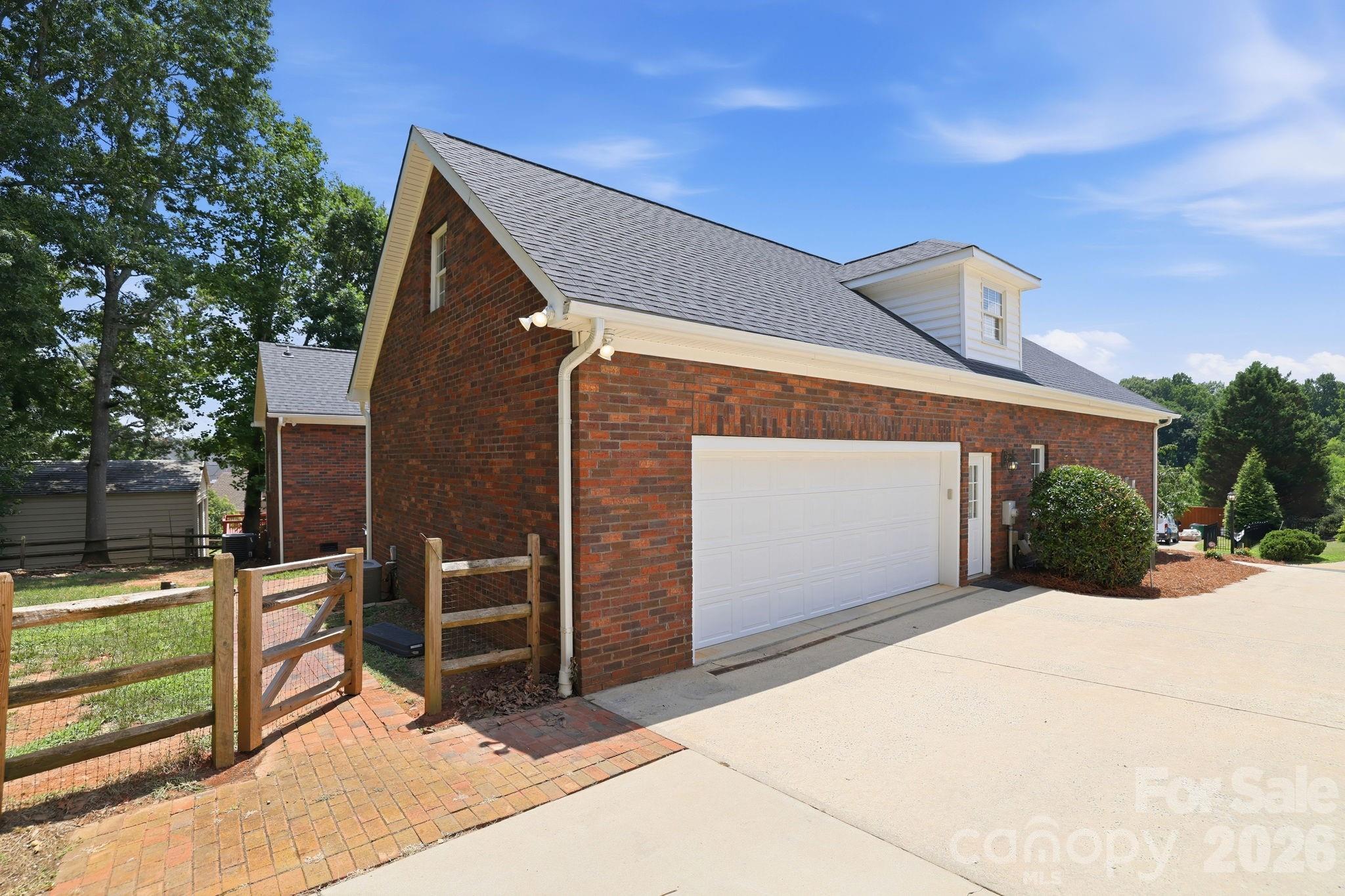 4024 Wild Nursery Court Property Photo 37