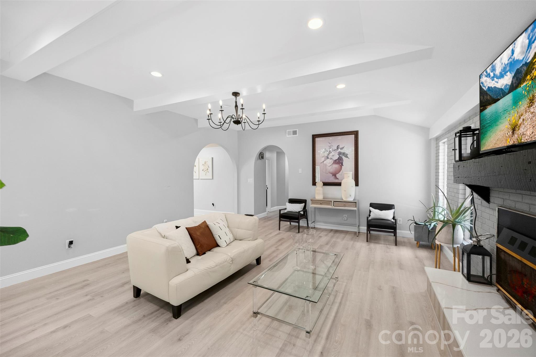 6309 Landsford Road Property Photo 7