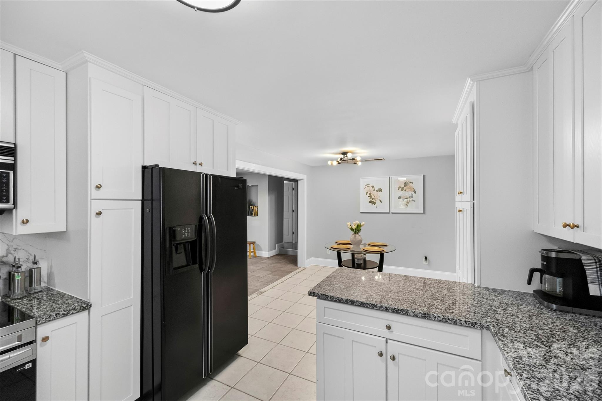 6309 Landsford Road Property Photo 11