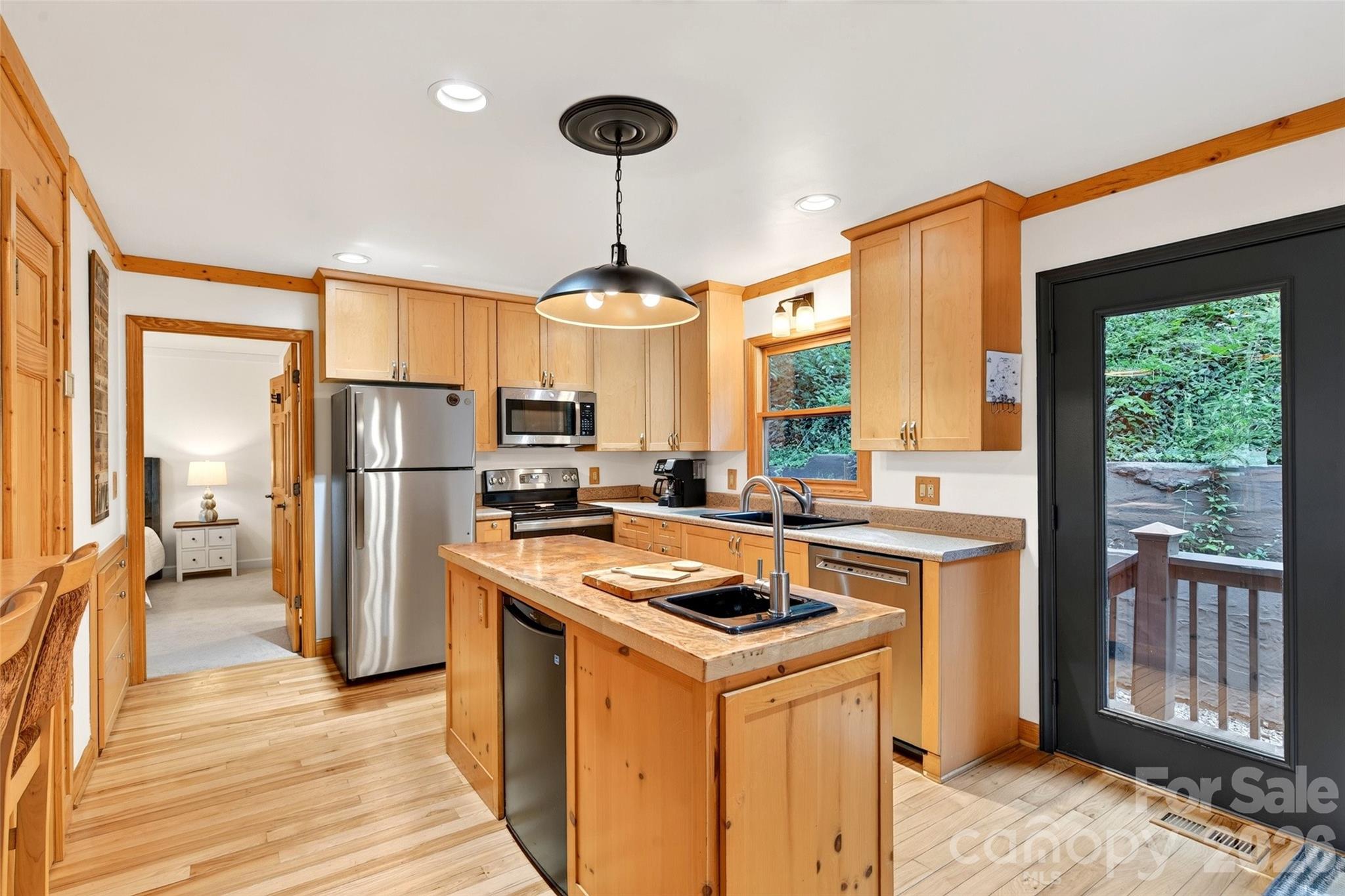 1506 Mckenzie Way Property Photo 13