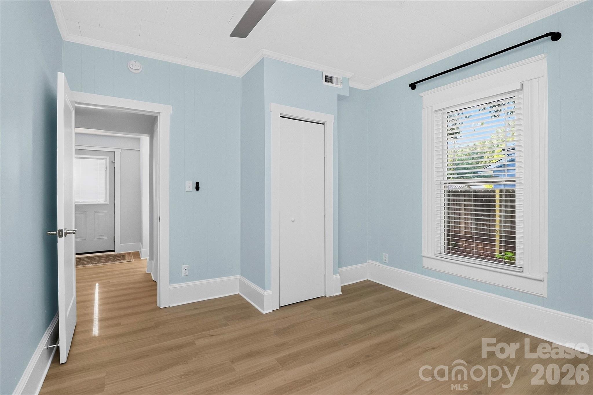 204 E Mcneely Avenue Property Photo 19