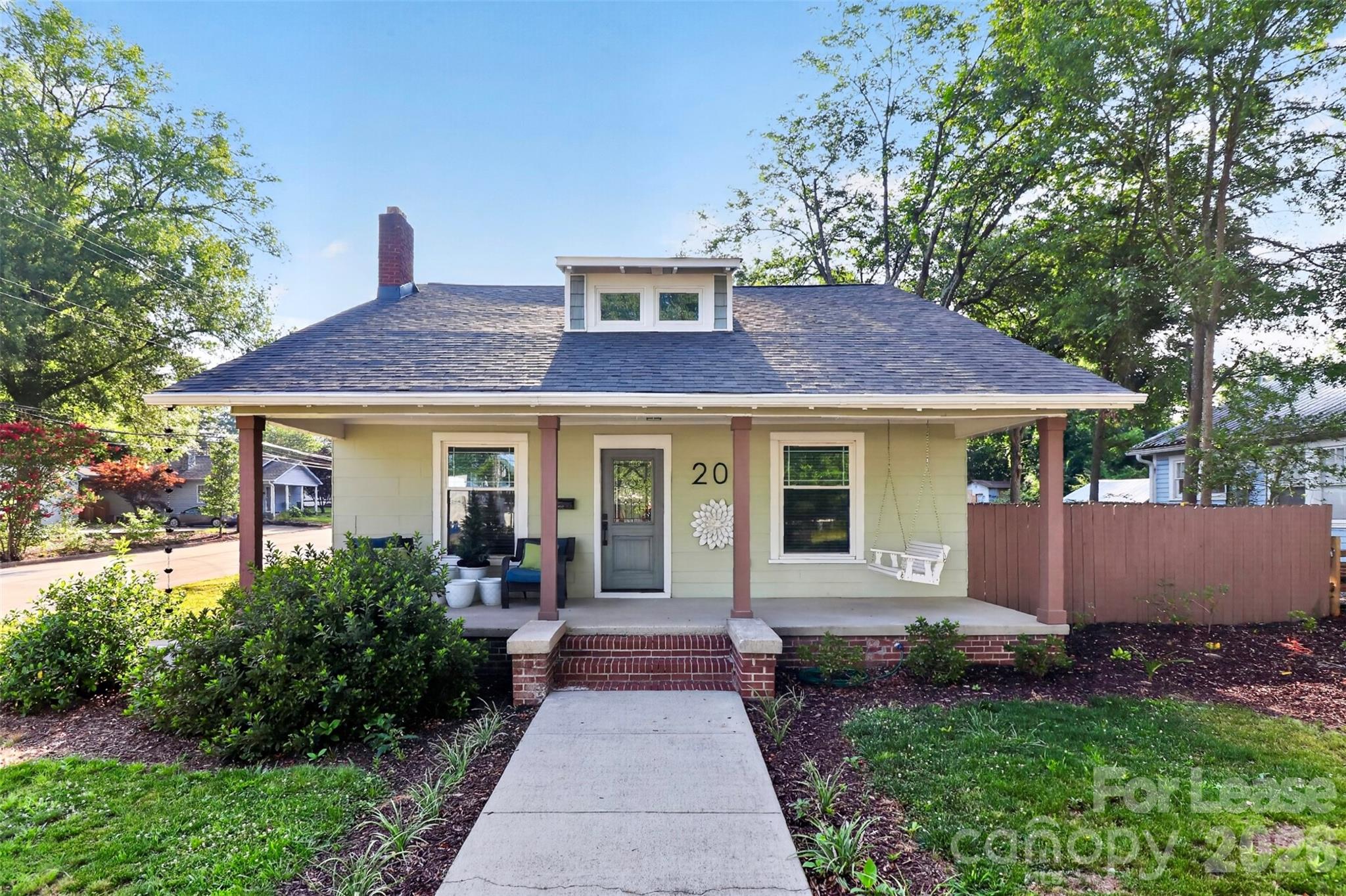 204 E Mcneely Avenue Property Photo 38