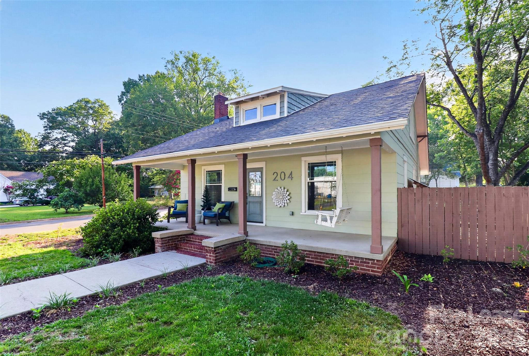 204 E Mcneely Avenue Property Photo 39