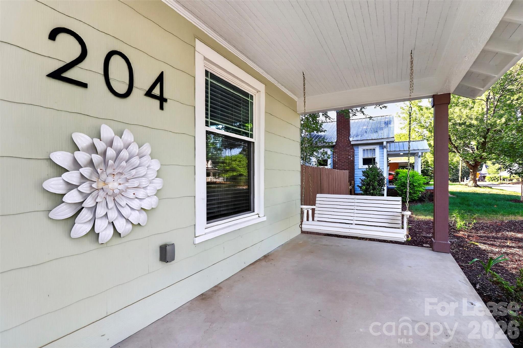 204 E Mcneely Avenue Property Photo 41