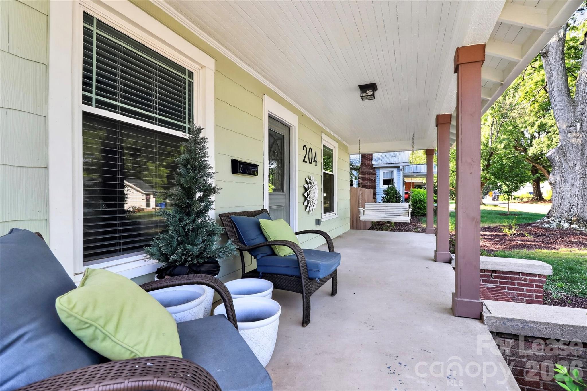 204 E Mcneely Avenue Property Photo 44