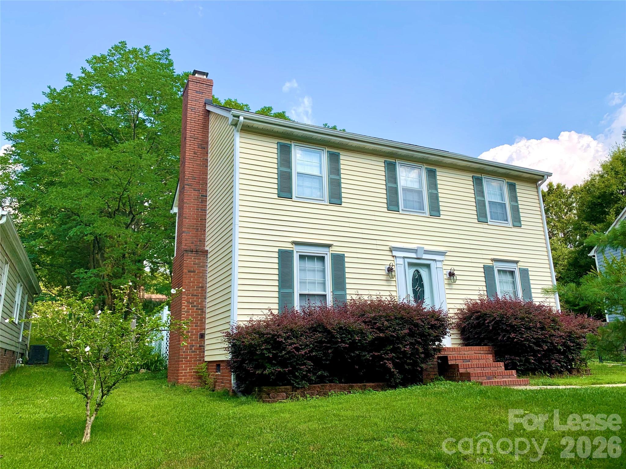 5323 Caradon Drive Property Photo 1