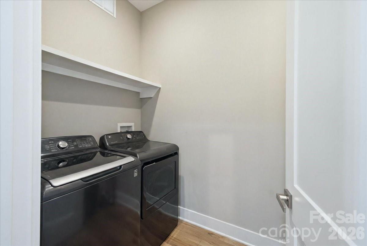 1315 N Davidson Street Property Photo 5