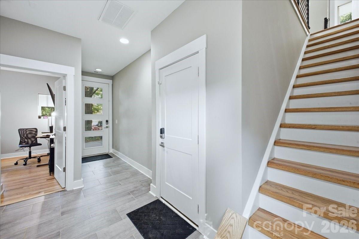 1315 N Davidson Street Property Photo 12