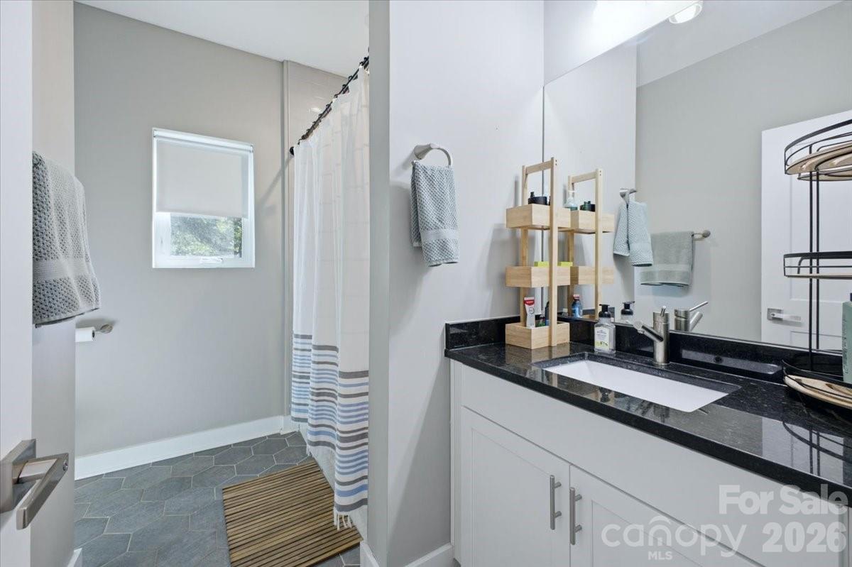 1315 N Davidson Street Property Photo 15