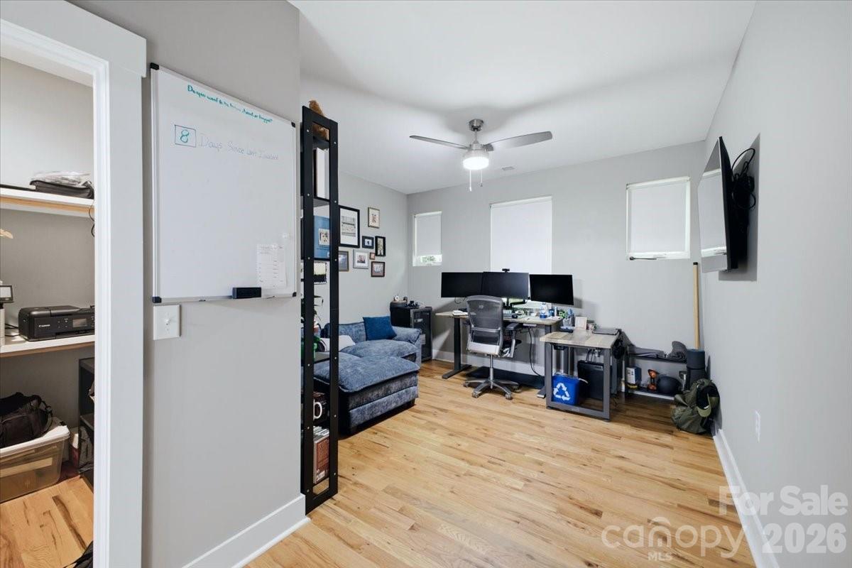 1315 N Davidson Street Property Photo 33