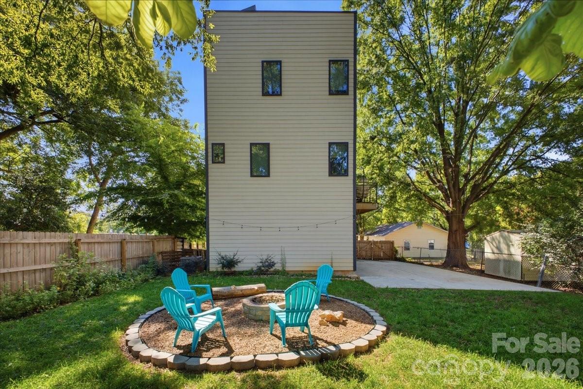 1315 N Davidson Street Property Photo 39
