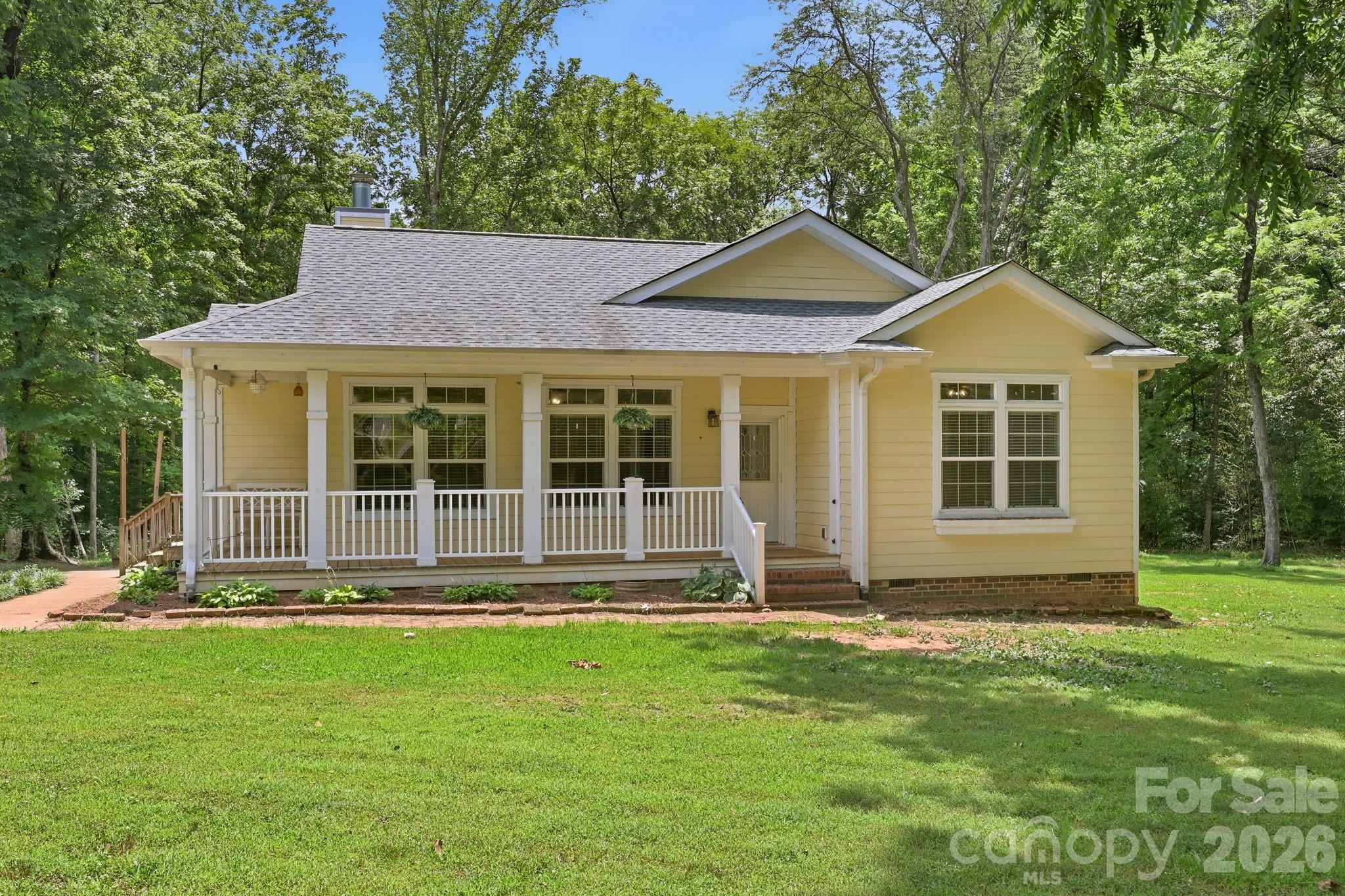 16665 Stokes Ferry Road Property Photo 1