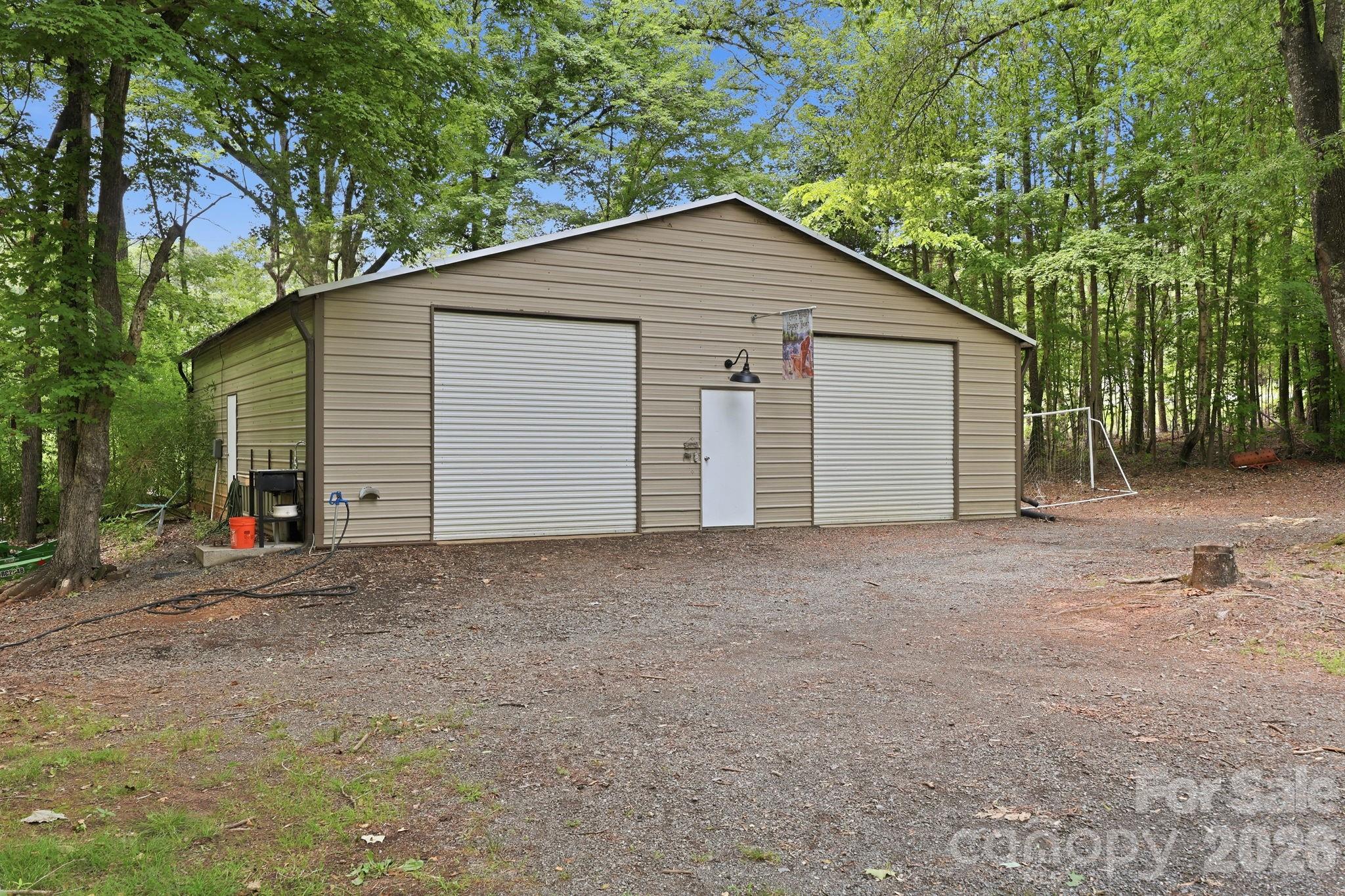 16665 Stokes Ferry Road Property Photo 4