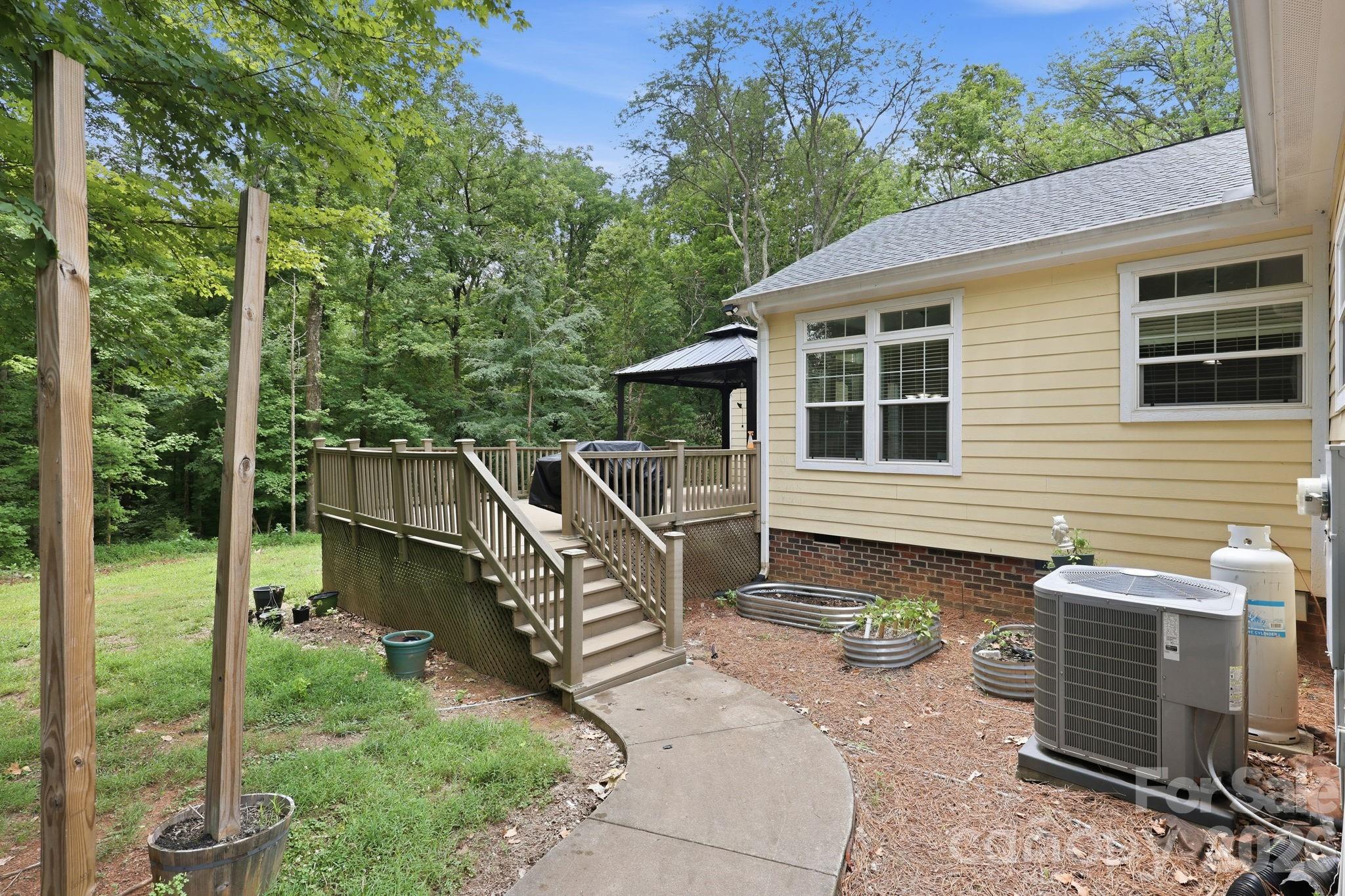 16665 Stokes Ferry Road Property Photo 31