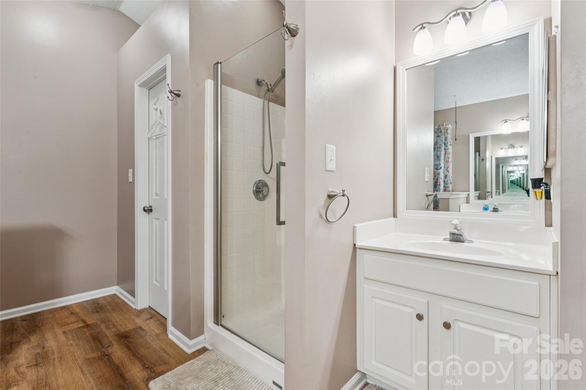 5645 Winslow Avenue Property Photo 19