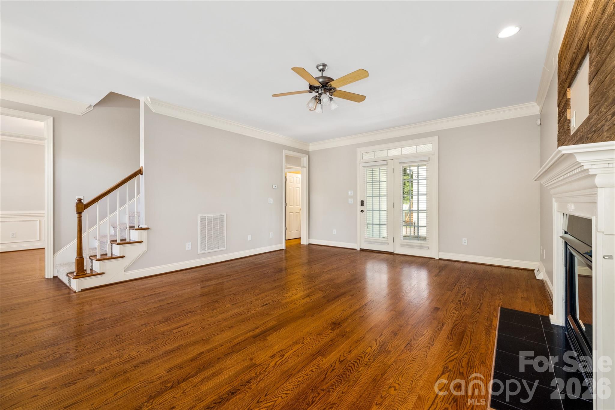 1617 The Crossing None Property Photo 8