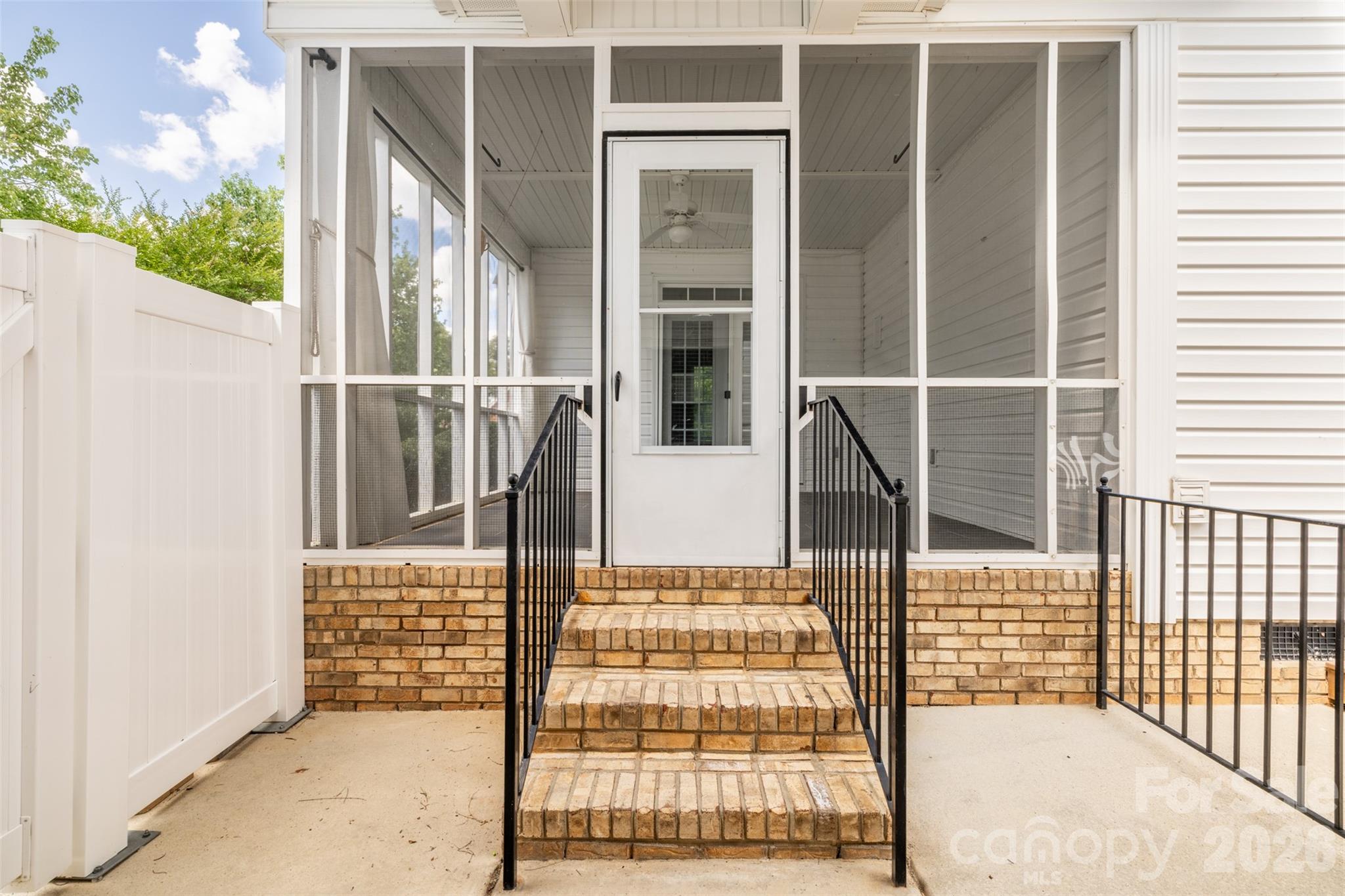 1617 The Crossing None Property Photo 35