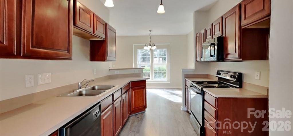 9514 Cadman Court Property Photo 8
