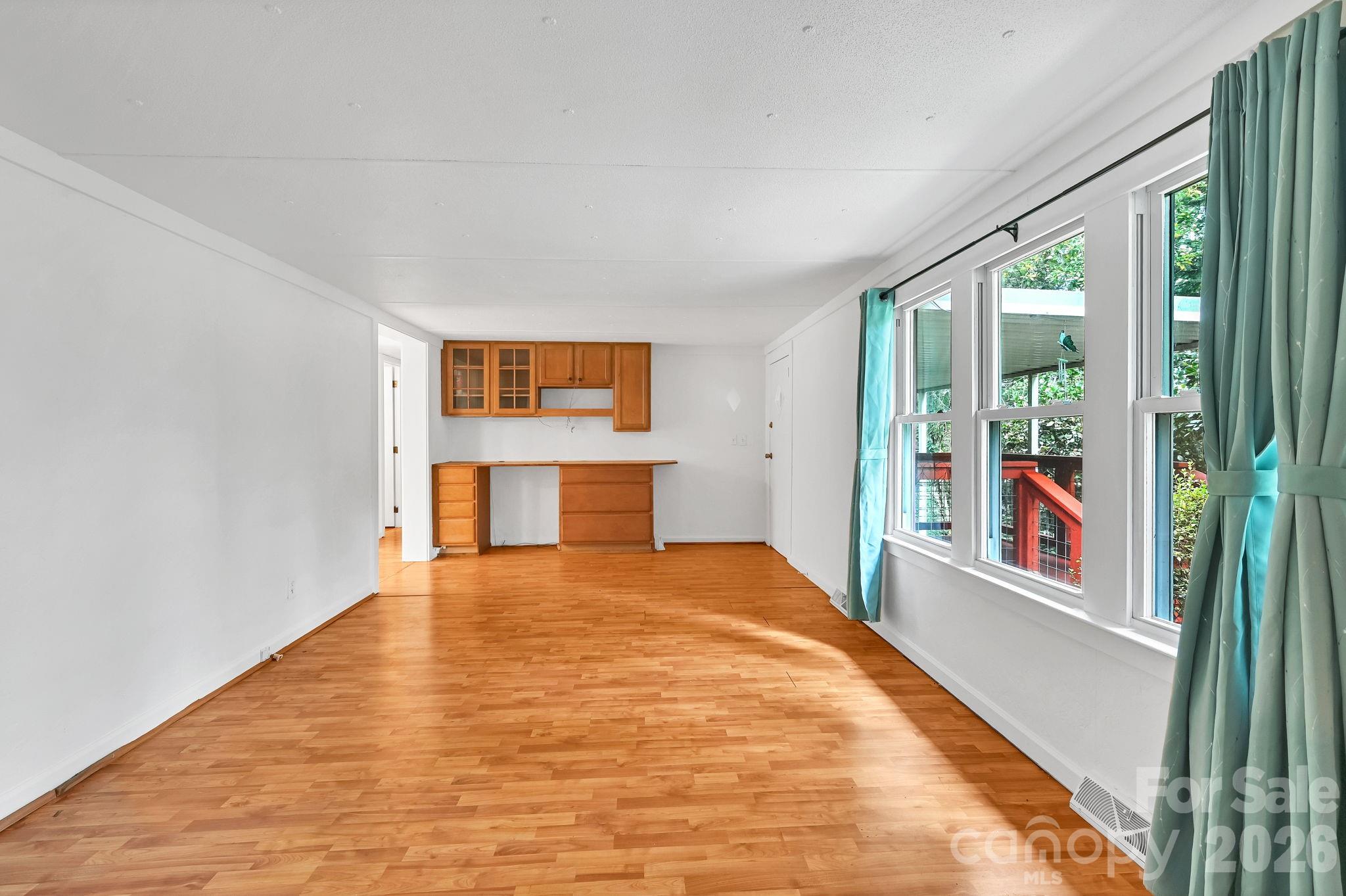 10 Canyon Cove Property Photo 8