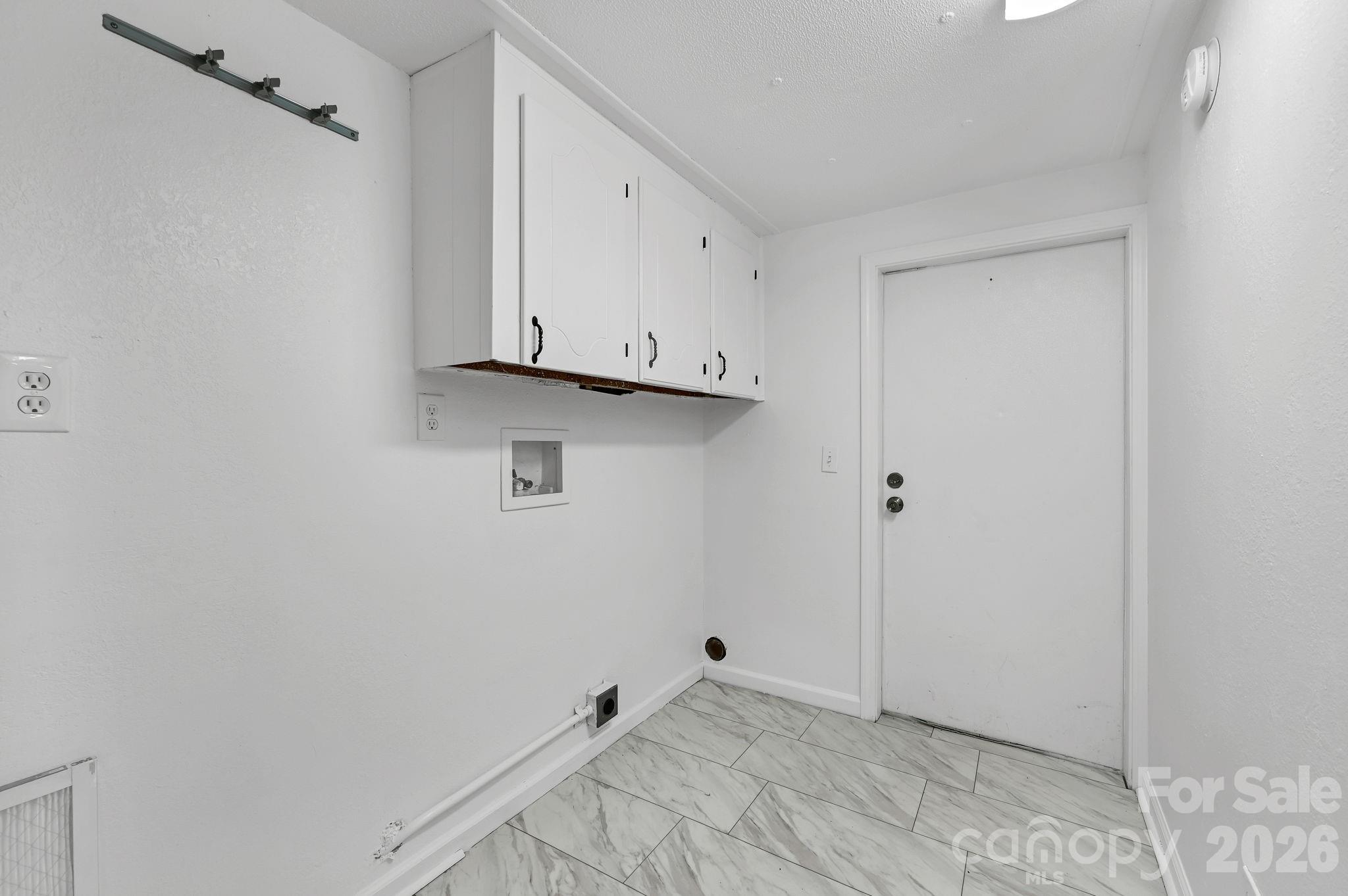 10 Canyon Cove Property Photo 14
