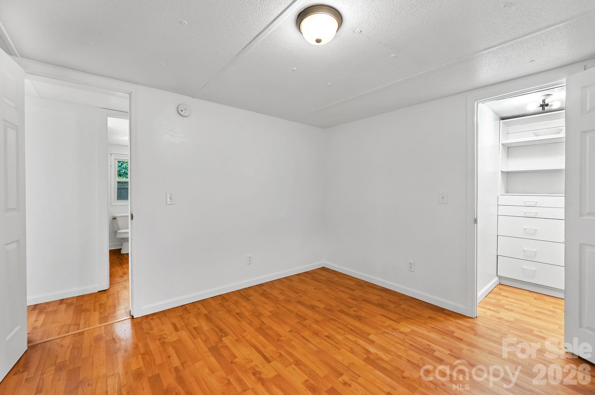 10 Canyon Cove Property Photo 21