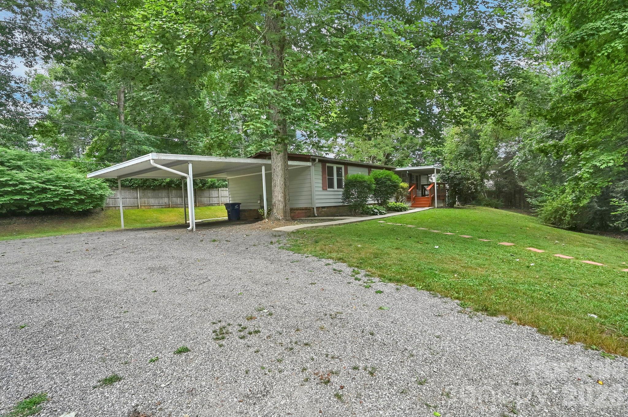 10 Canyon Cove Property Photo 24
