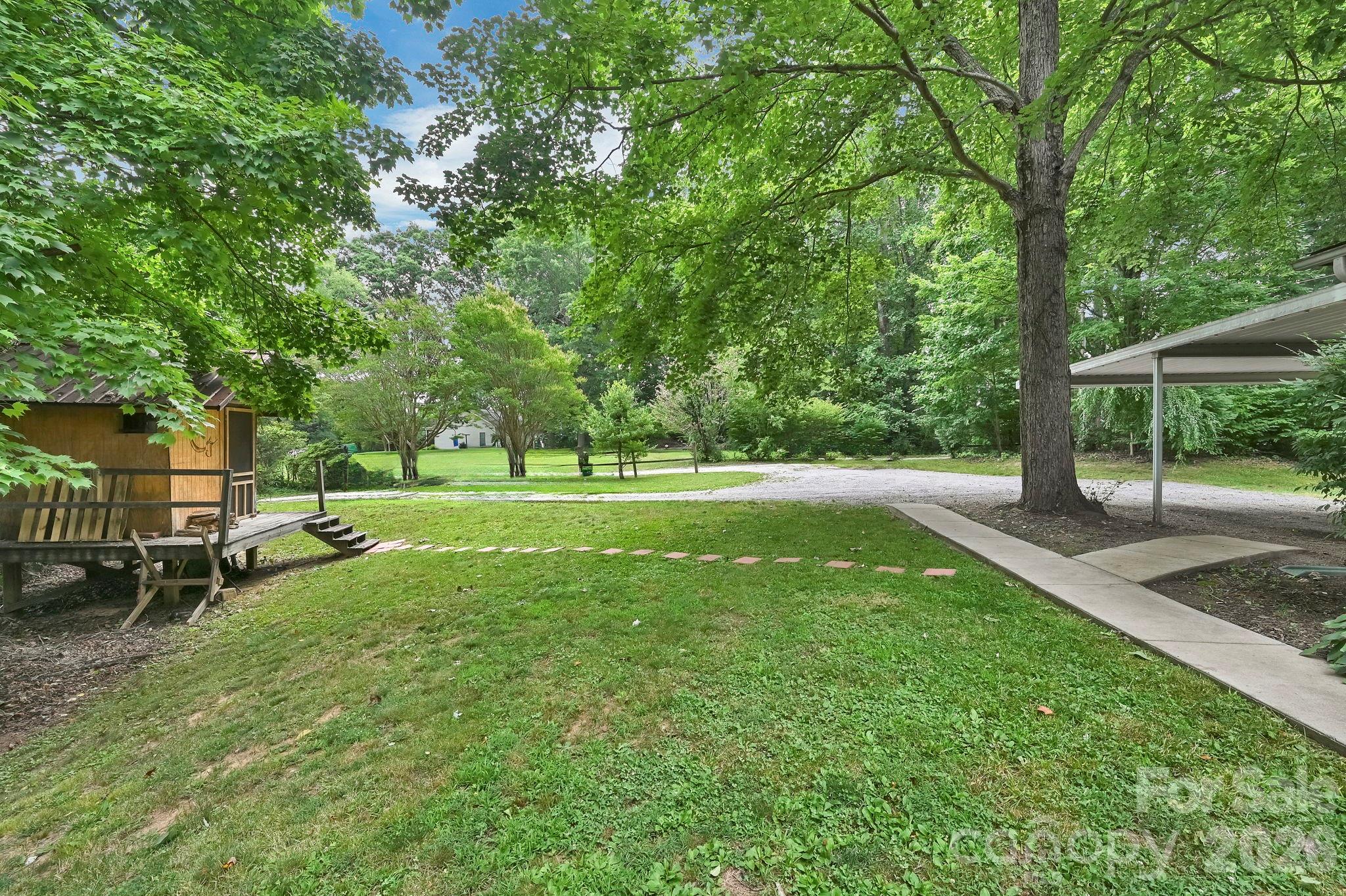 10 Canyon Cove Property Photo 26