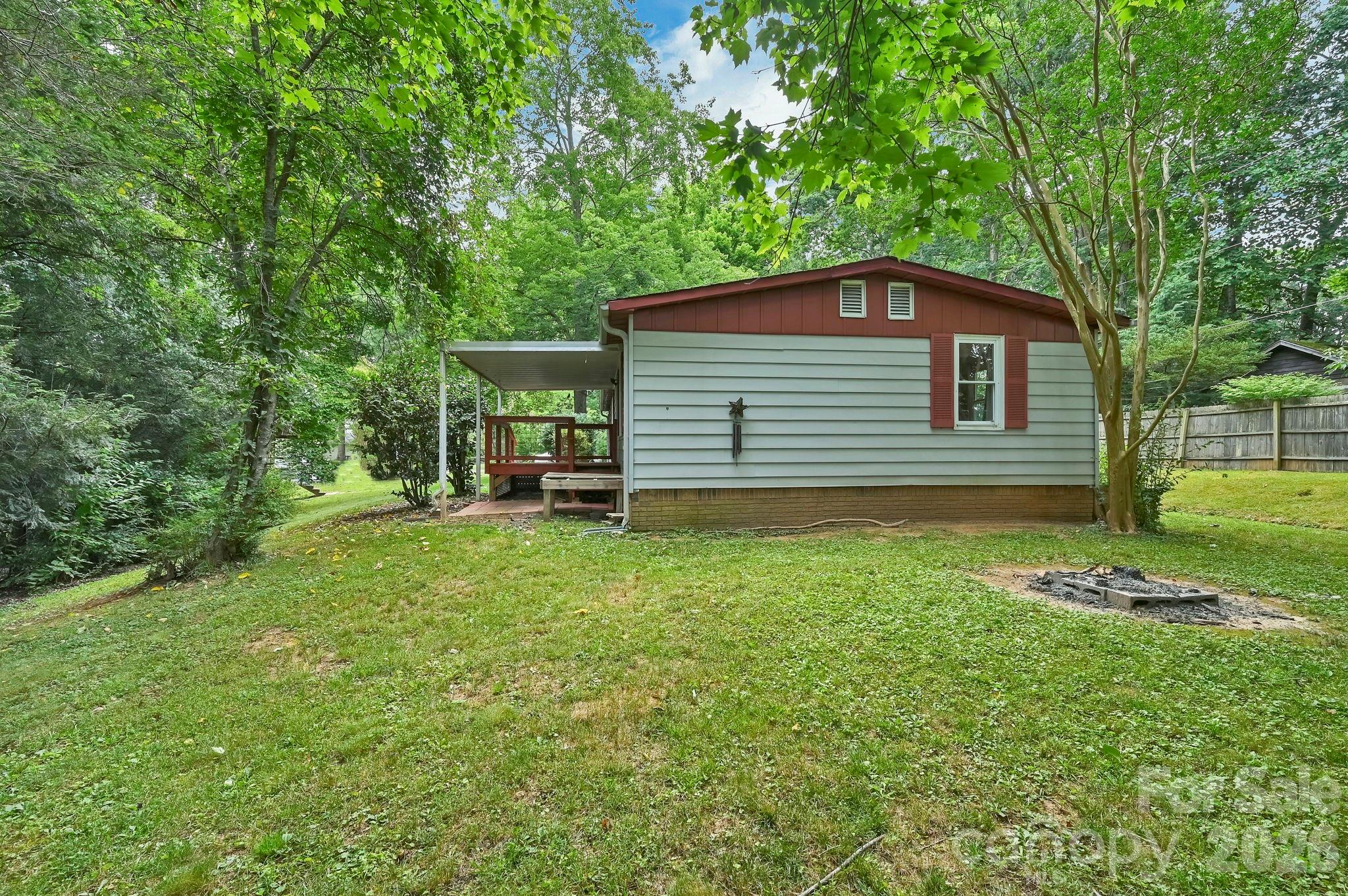 10 Canyon Cove Property Photo 27